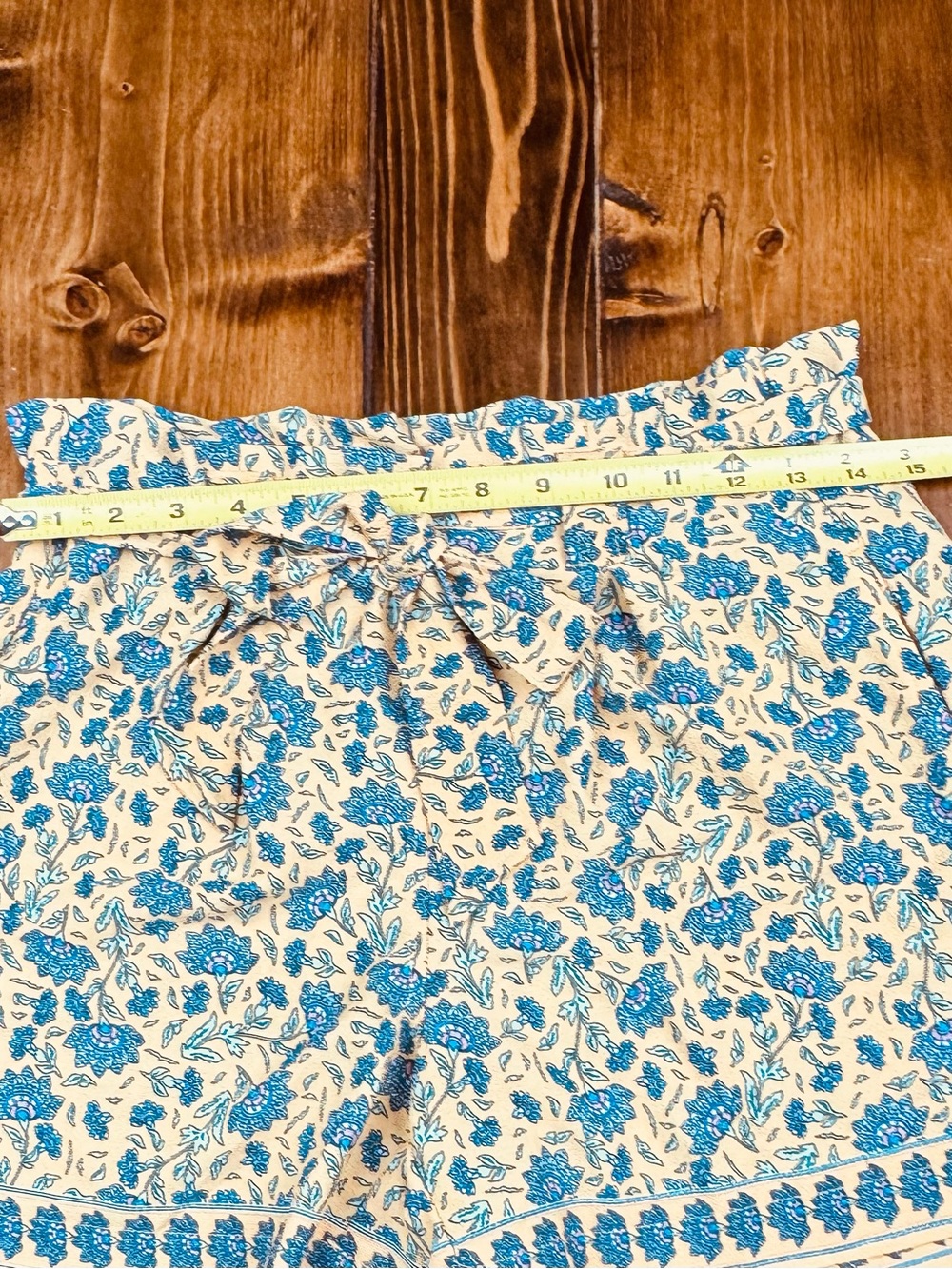 Max Studio Yellow Crepe Floral Tie-Waist High-Rise Shorts - Picture 2 of 8